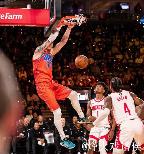 韦尔斯高效发挥!全场砍下16分5篮板3助攻1抢断助力团队 韦尔斯高效发挥!全场砍下16分5篮板3助攻1抢断助力团队