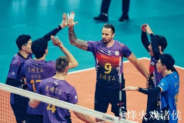 外援领衔 上海男排 本土新秀全力出击 外援领衔 上海男排 本土新秀全力出击